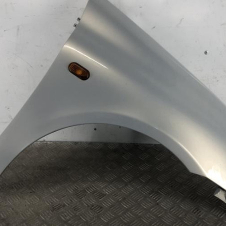 Aile avant droit RENAULT CLIO 2 Photo n°1