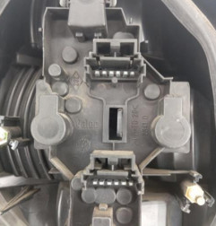 Feu arriere principal droit (feux) RENAULT SCENIC 1 Photo n°4