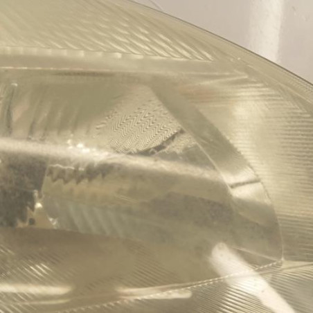 Optique avant principal droit (feux)(phare) FORD FIESTA 5