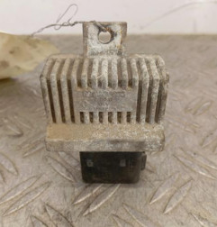 Boitier de prechauffage RENAULT CLIO 3 Photo n°1