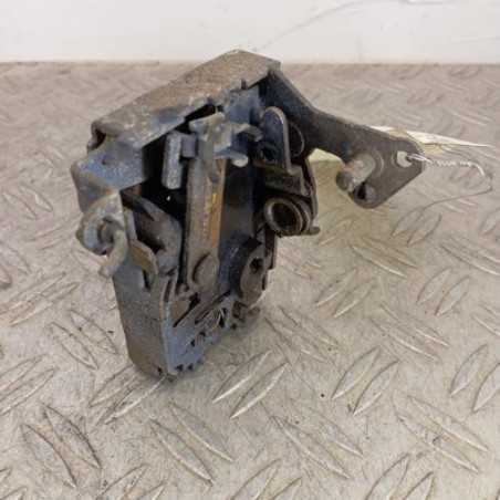 Serrure avant droit PEUGEOT 106