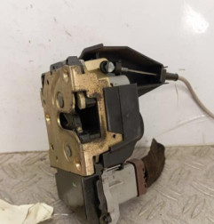 Serrure avant droit PEUGEOT 307
