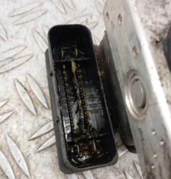 Bloc ABS (freins anti-blocage) PEUGEOT 207 Photo n°5