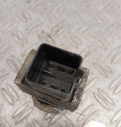 Boitier de prechauffage RENAULT CLIO 3 Photo n°3