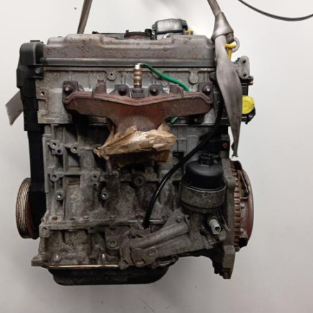 Moteur PEUGEOT 206+ Photo n°1