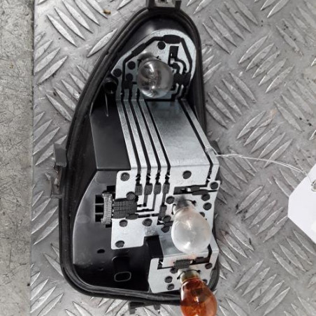 Platine feu arriere gauche RENAULT CLIO 3 Photo n°1