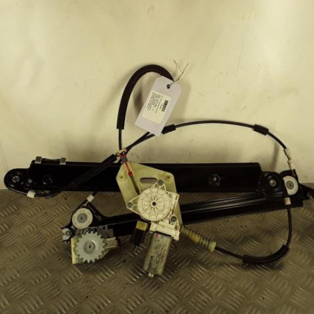 Leve vitre electrique avant droit BMW SERIE 1 E81 Photo n°1