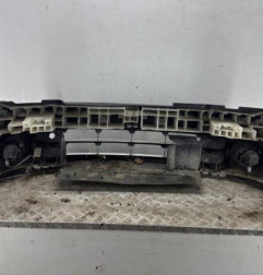 Pare choc avant RENAULT CLIO 2 Photo n°5