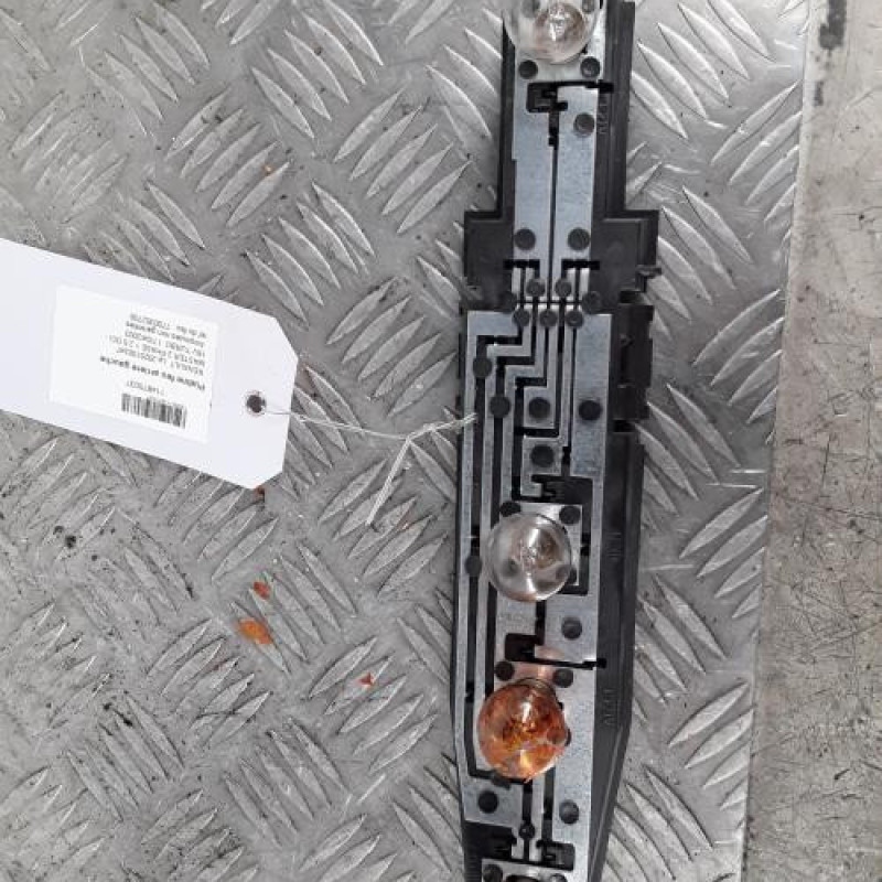 Platine feu arriere gauche RENAULT MASTER 2