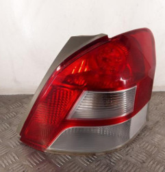 Feu arriere principal droit (feux) TOYOTA YARIS 2 Photo n°1