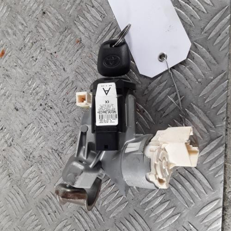 Neiman TOYOTA YARIS 2