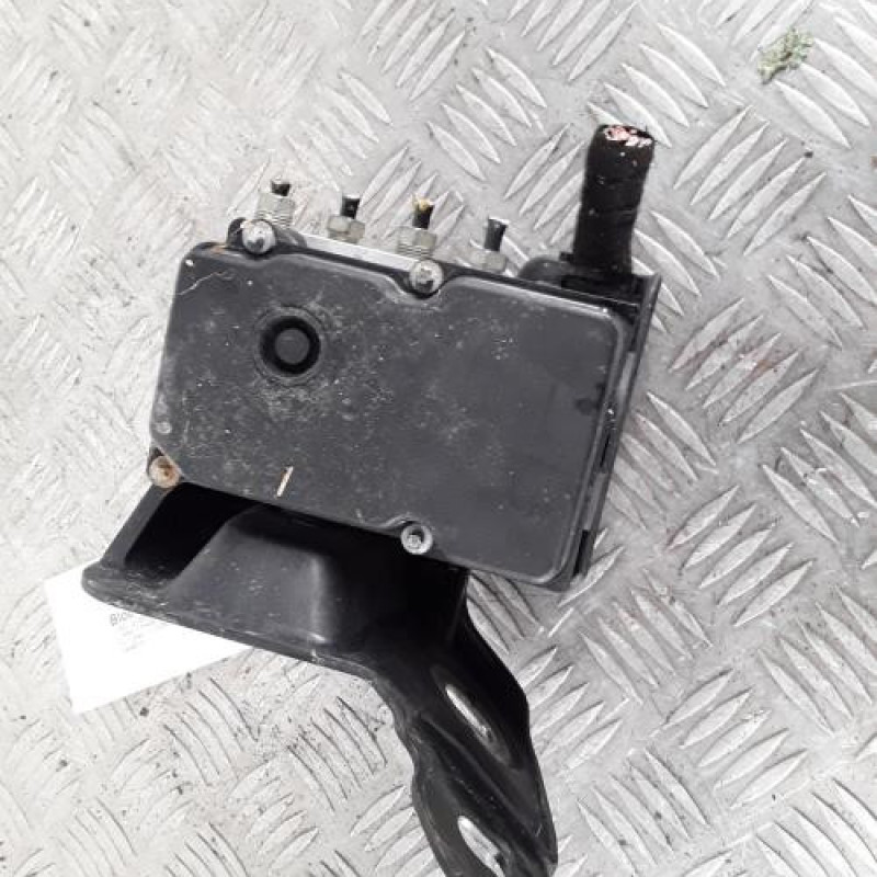 Bloc ABS (freins anti-blocage) OPEL CORSA D