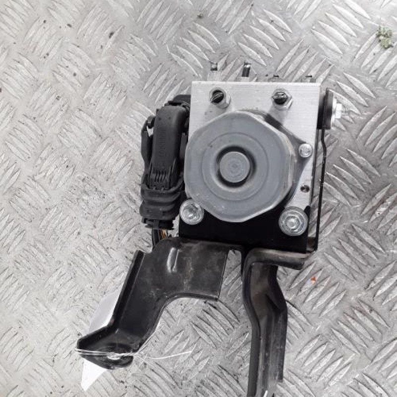 Bloc ABS (freins anti-blocage) NISSAN MICRA 5