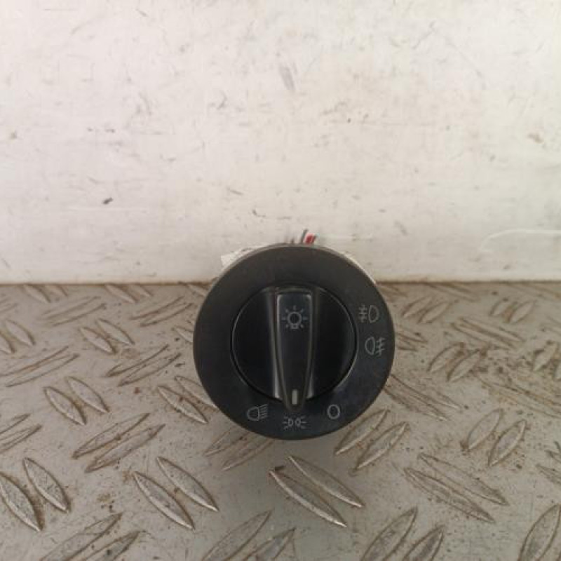 Commodo phare SKODA OCTAVIA 1