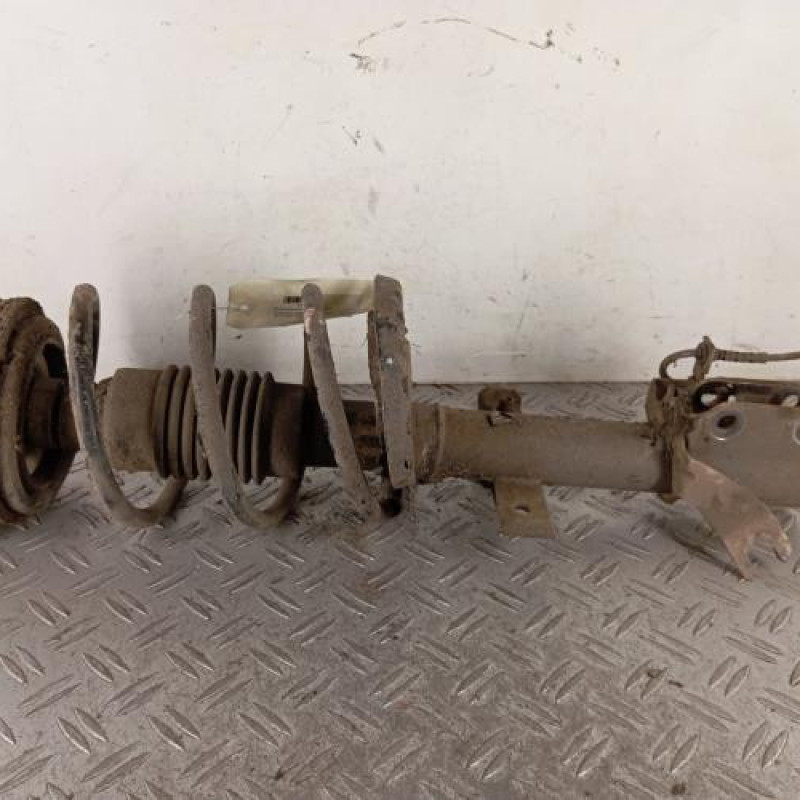 Amortisseur avant gauche RENAULT CLIO 3