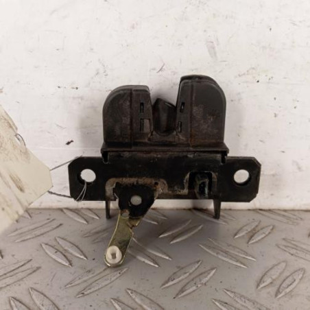 Serrure de hayon VOLKSWAGEN GOLF 4