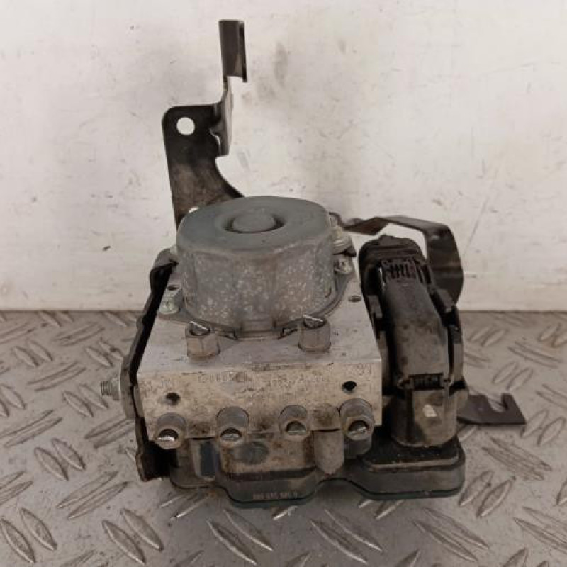 Bloc ABS (freins anti-blocage) RENAULT CLIO 4