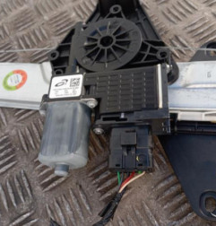 Moteur essuie glace avant DACIA SANDERO 3 Photo n°5