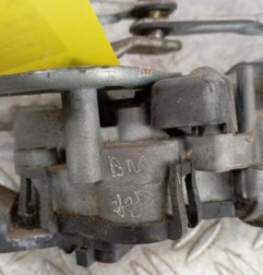 Moteur essuie glace avant RENAULT CLIO 3 Photo n°5