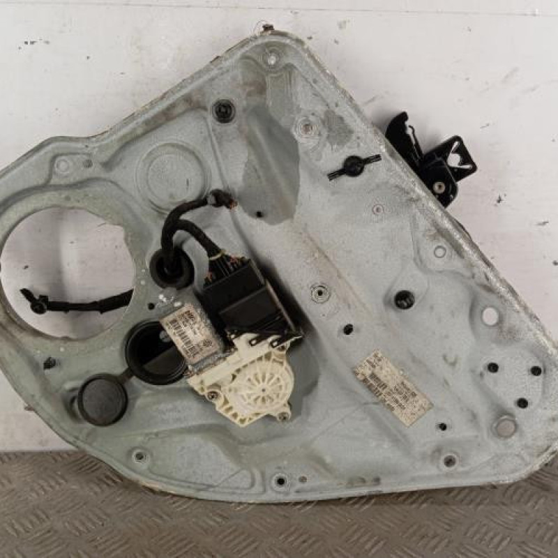 Leve vitre electrique arriere droit VOLKSWAGEN GOLF 4