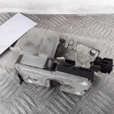 Serrure arriere droit RENAULT CLIO 2 CAMPUS