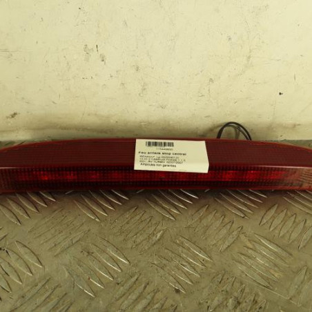 Feu arriere stop central RENAULT CLIO 2 CAMPUS Photo n°1