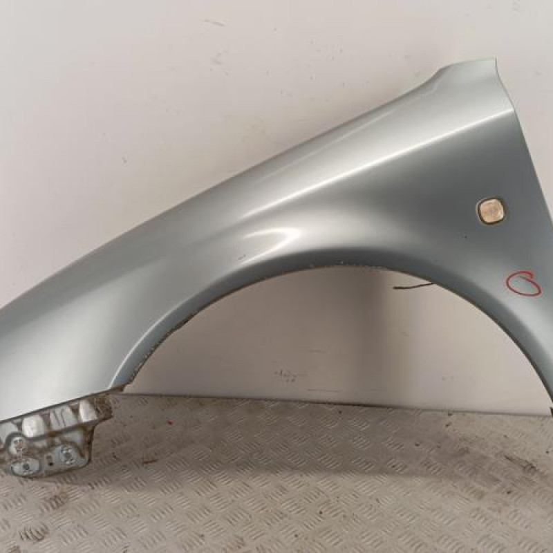 Aile avant gauche SKODA OCTAVIA 1