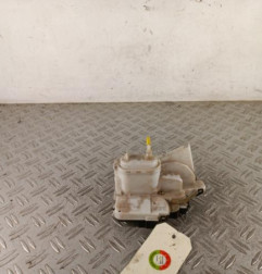 Serrure arriere gauche VOLKSWAGEN POLO 3 Photo n°1