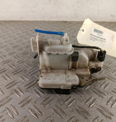 Serrure avant gauche VOLKSWAGEN POLO 3 Photo n°1