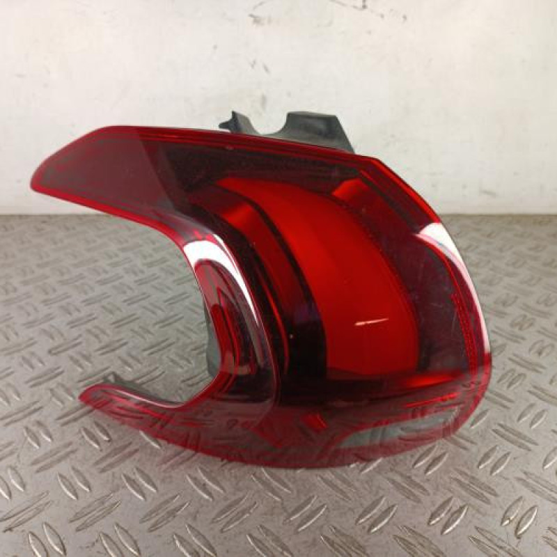 Feu arriere principal gauche (feux) PEUGEOT 2008 1