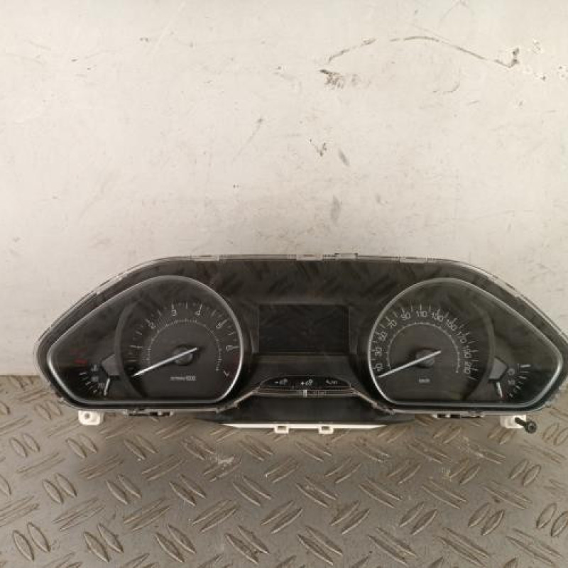 Compteur PEUGEOT 2008 1