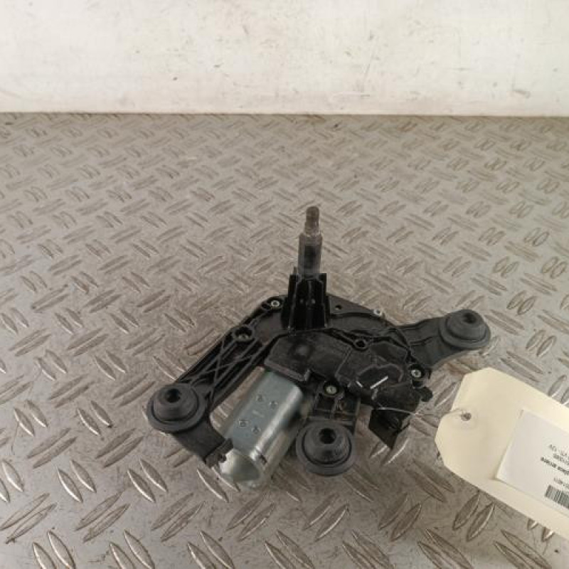Moteur essuie glace arriere PEUGEOT 2008 1