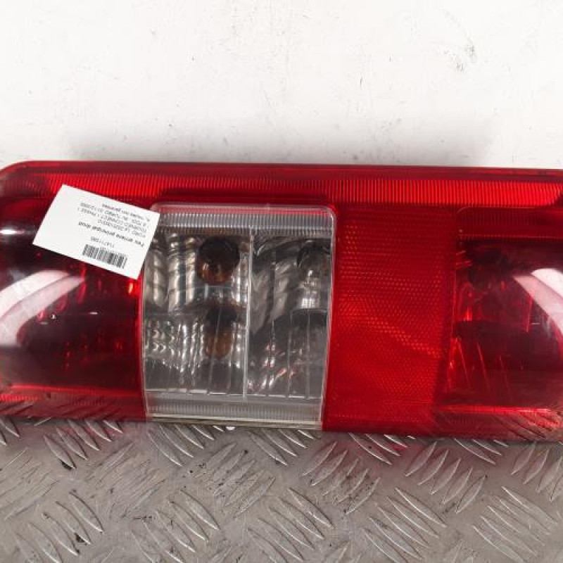 Feu arriere principal droit (feux) FORD TOURNEO CONNECT 1