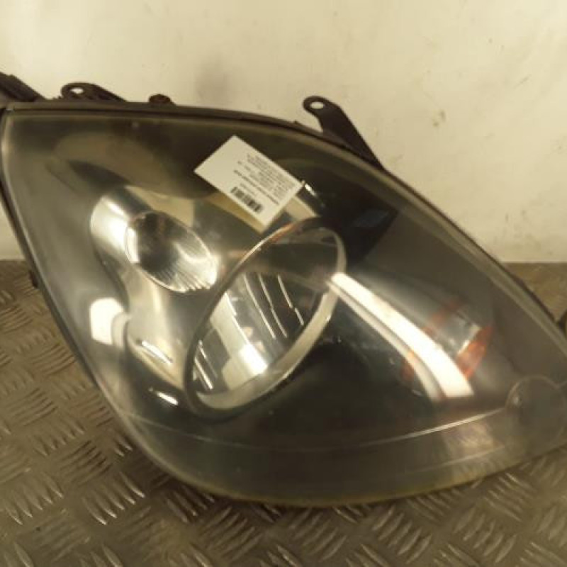 Optique avant principal droit (feux)(phare) FORD FIESTA 5