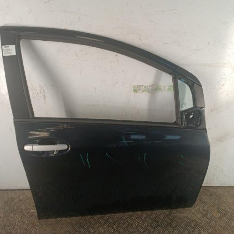 Porte avant droit TOYOTA YARIS 2