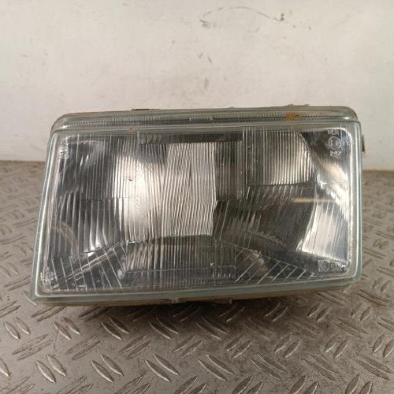 Optique avant principal gauche (feux)(phare) RENAULT R21