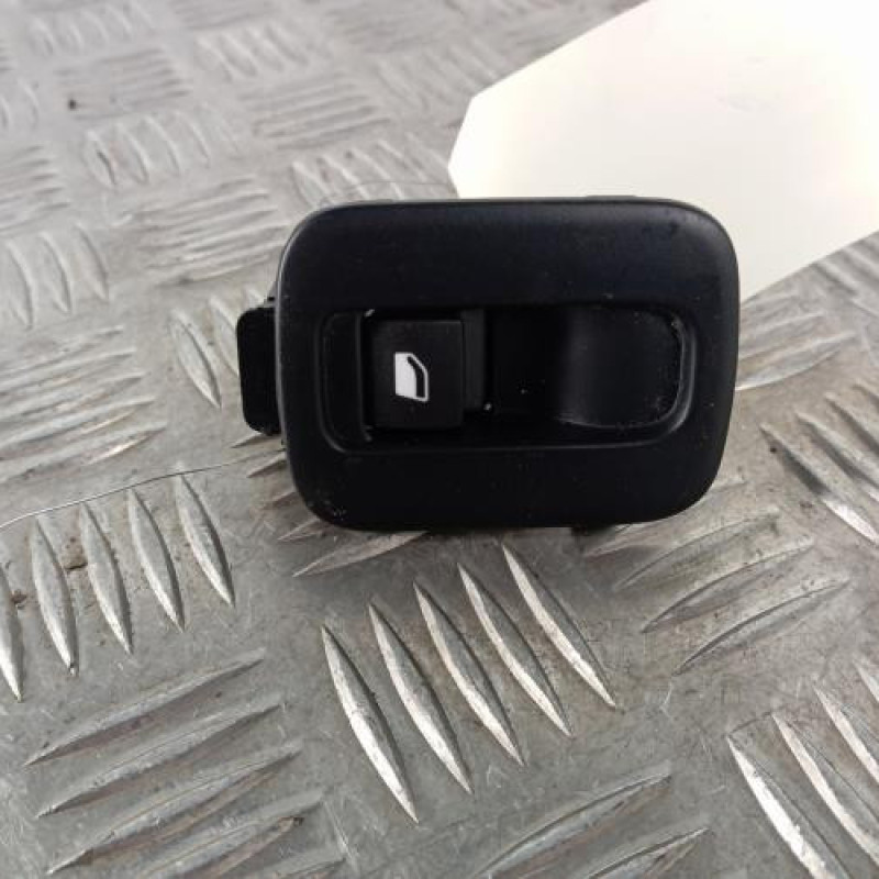 Interrupteur de leve vitre avant droit CITROEN C3 3