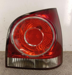 Feu arriere principal droit (feux) VOLKSWAGEN POLO 4 Photo n°1