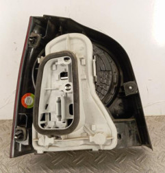 Feu arriere principal droit (feux) VOLKSWAGEN POLO 4 Photo n°4