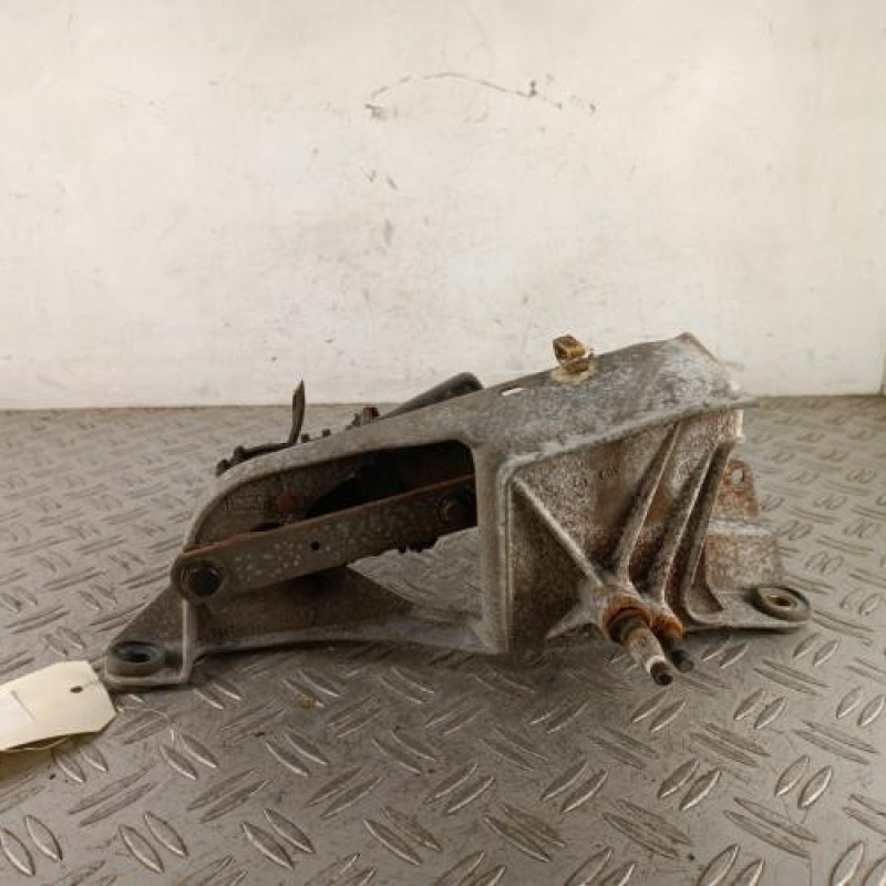 Moteur essuie glace avant RENAULT TWINGO 1