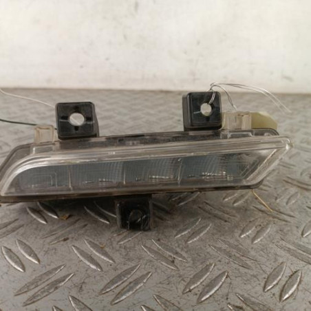 Feu diurne avant gauche RENAULT CLIO 4 Photo n°1