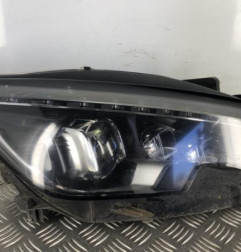 Optique avant principal droit (feux)(phare) PEUGEOT 308 2 SW Photo n°1