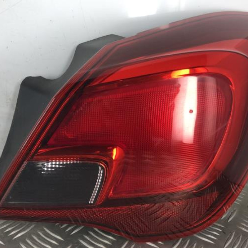 Feu arriere principal droit (feux) OPEL CORSA E