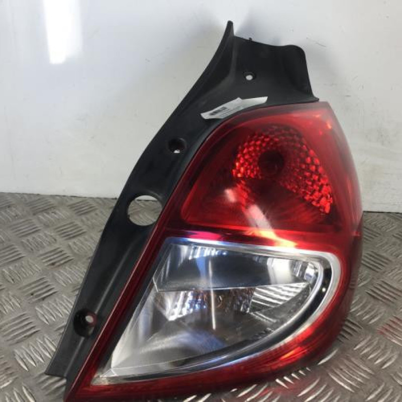 Feu arriere principal droit (feux) RENAULT CLIO 3