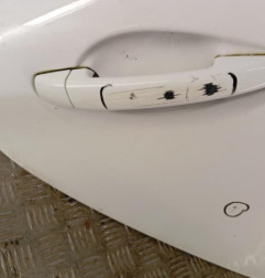 Porte arriere droit PEUGEOT 208 1