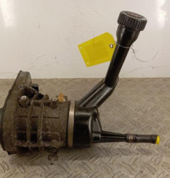 Pompe de direction PEUGEOT 308 1 Photo n°1
