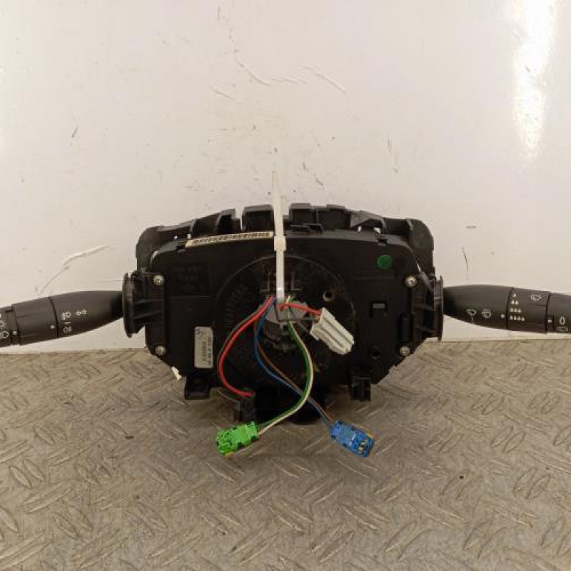 Com (Bloc Contacteur Tournant+Commodo Essuie Glace+Commodo Phare) RENAULT MEGANE 2