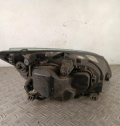 Optique avant principal gauche (feux)(phare) FORD FOCUS 2