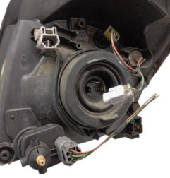 Optique avant principal droit (feux)(phare) SUZUKI SWIFT 3 Photo n°3