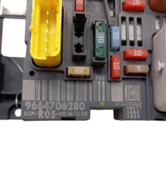 Boitier servitude moteur (BSM) PEUGEOT 308 1 SW Photo n°3